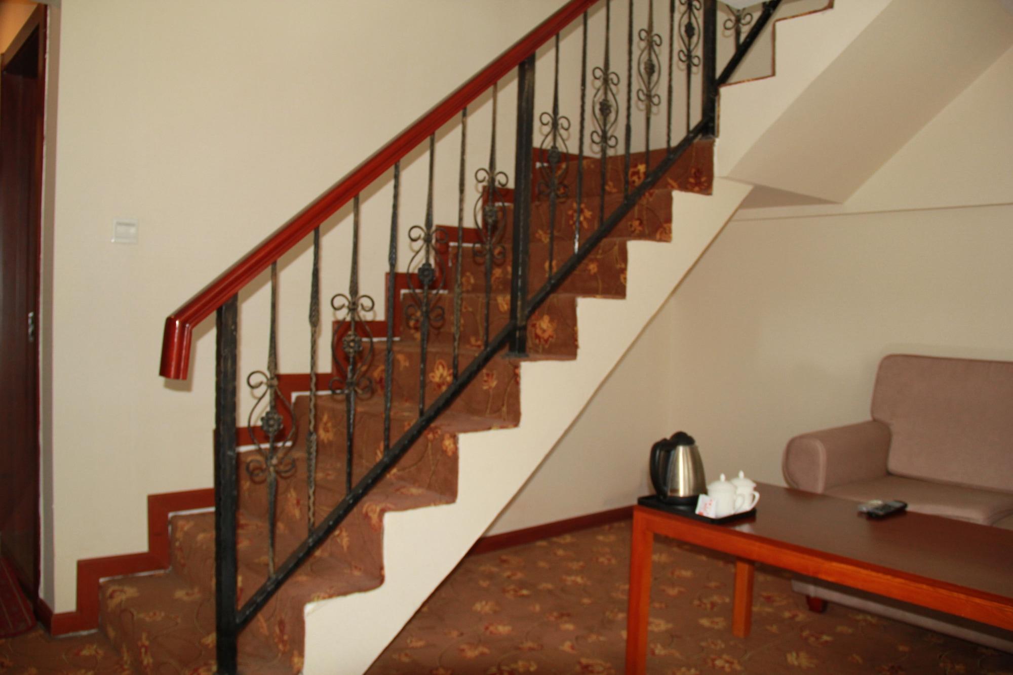 King Parkview Hotel 3*